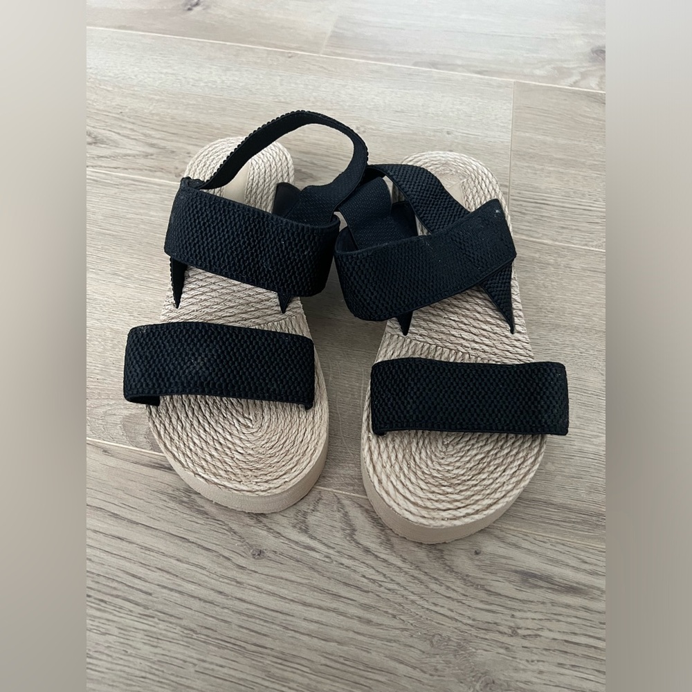 SHEIN Slingback Wedge Sandal Black/Tan US 6 (CN36)